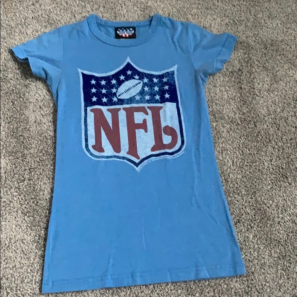 Junk Food juniors size medium NFL shirt